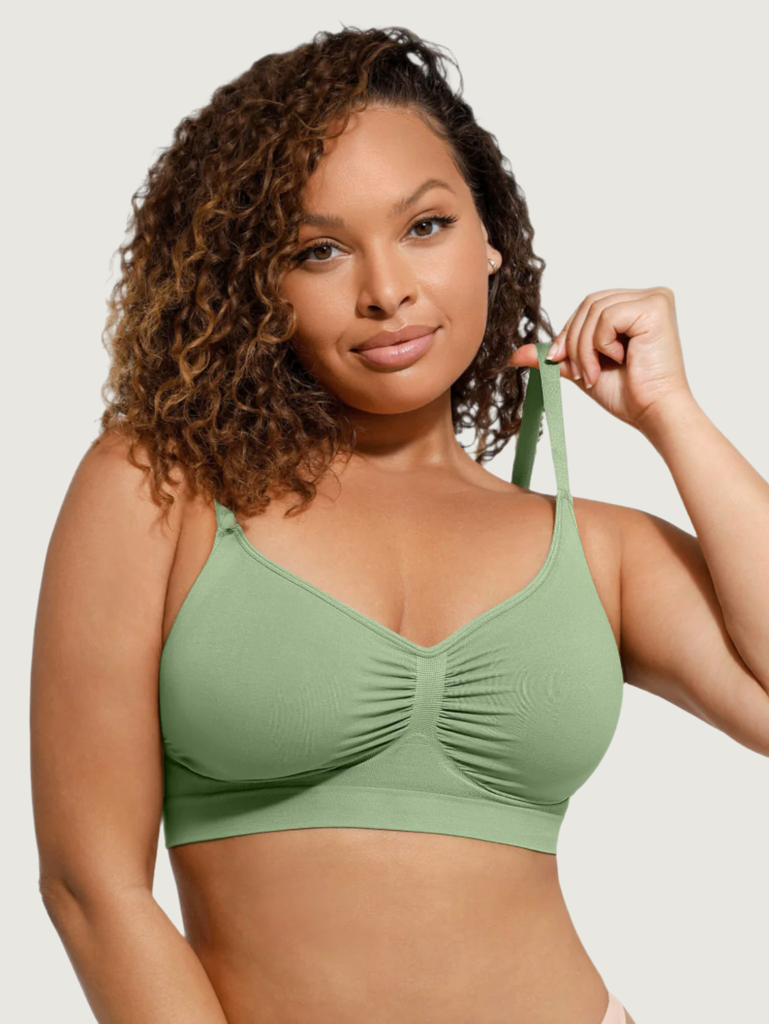 SEAMLESS SUPPORTIVE BRA