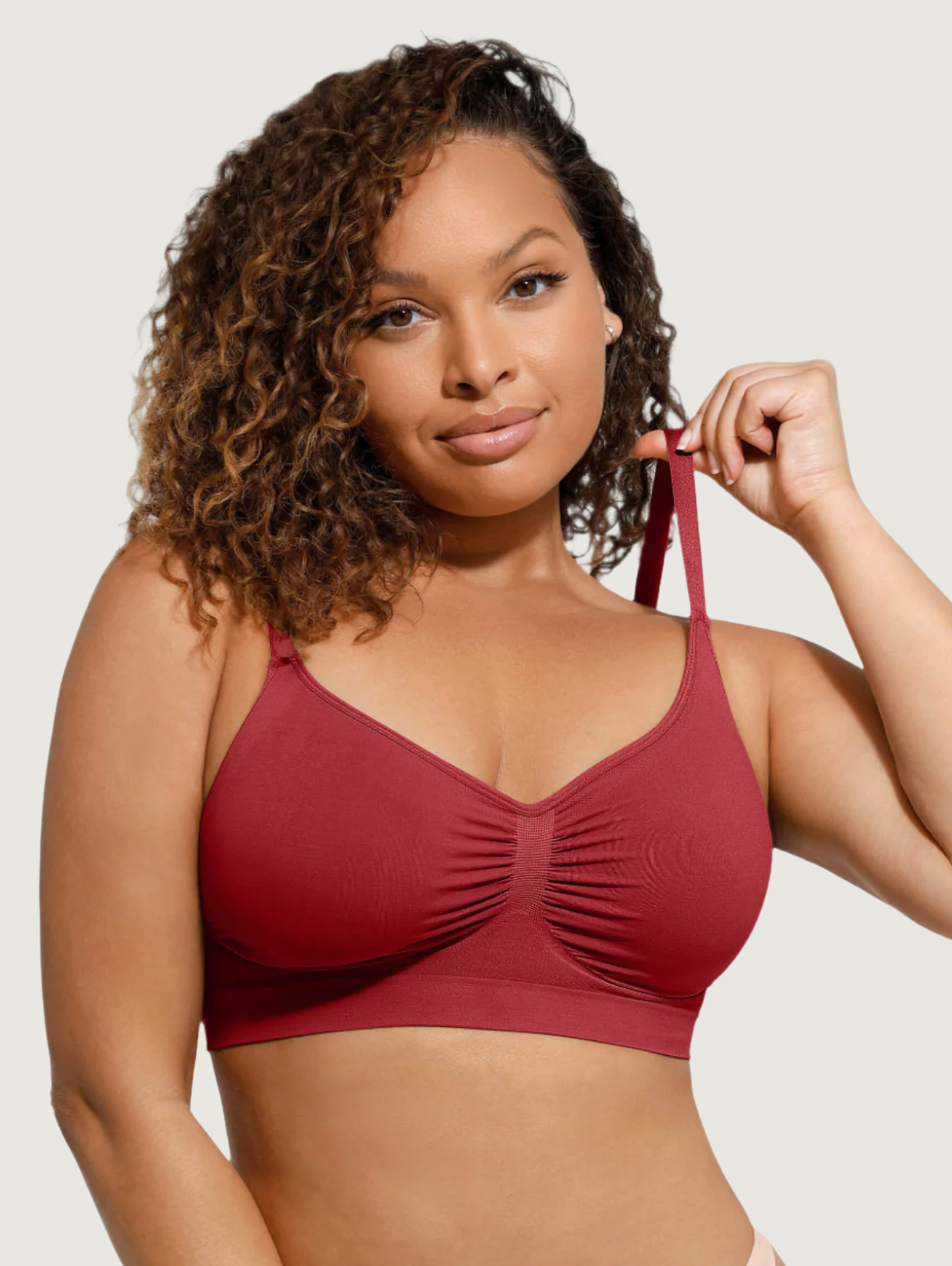 SEAMLESS SUPPORTIVE BRA