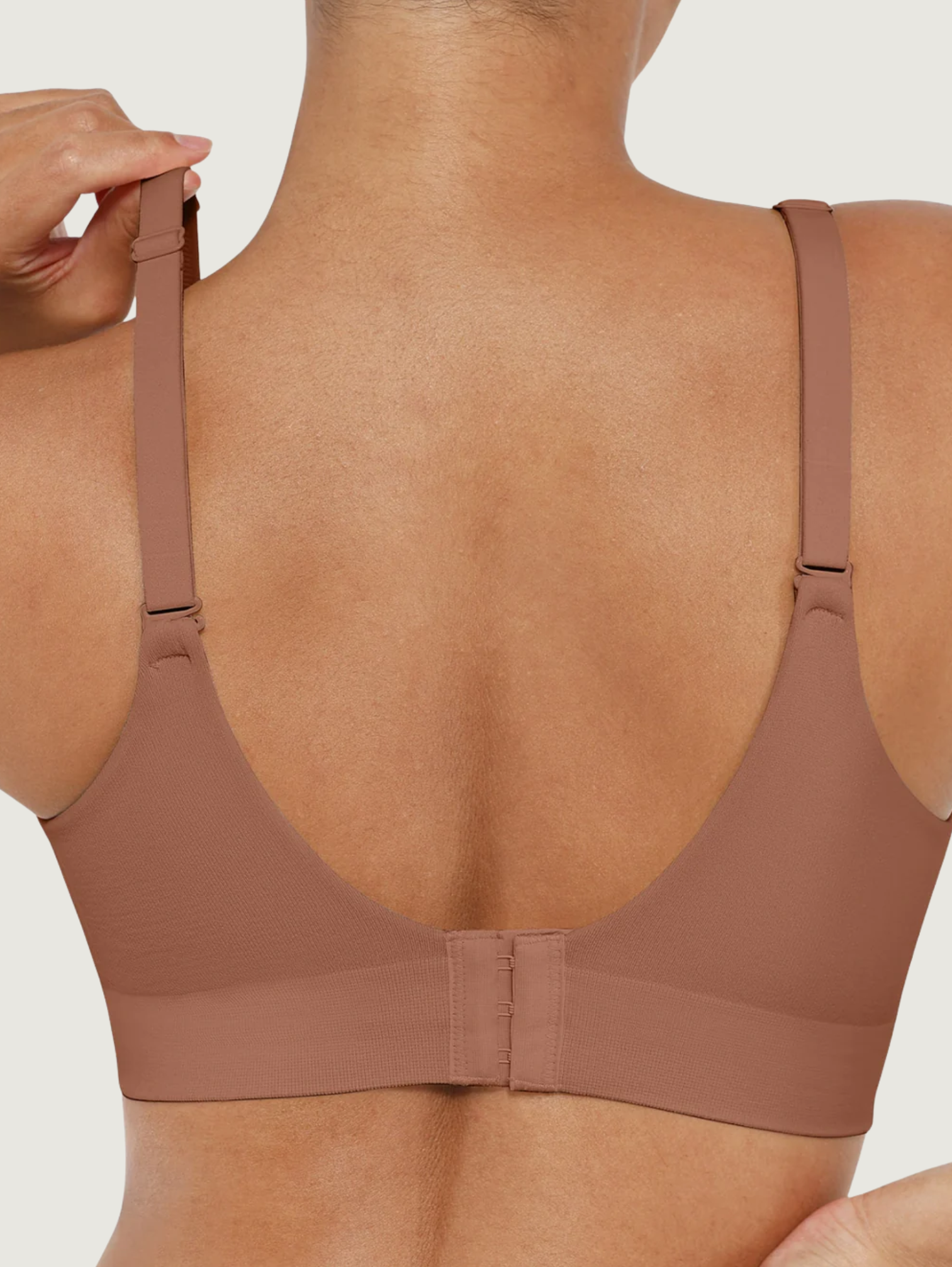 SEAMLESS WIRELESS SHAPING BRA