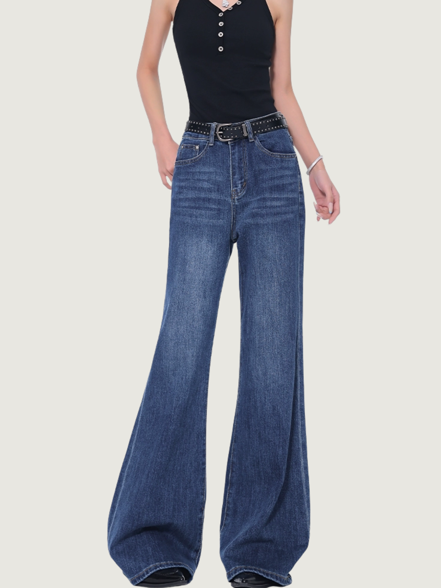 RETRO FLARED HIGH-WAIST JEANS
