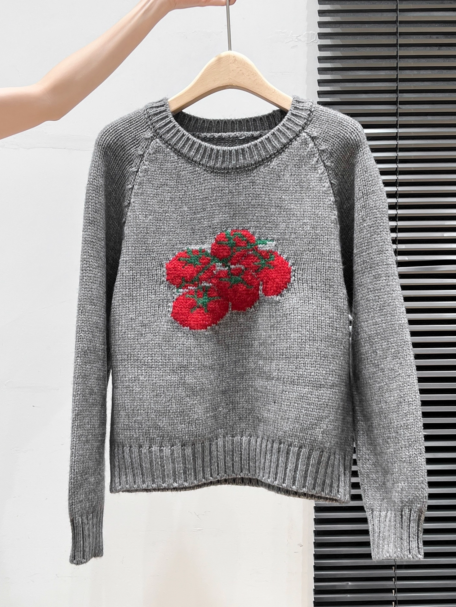 FAIR ISLE TOMATO WOOL SWEATER