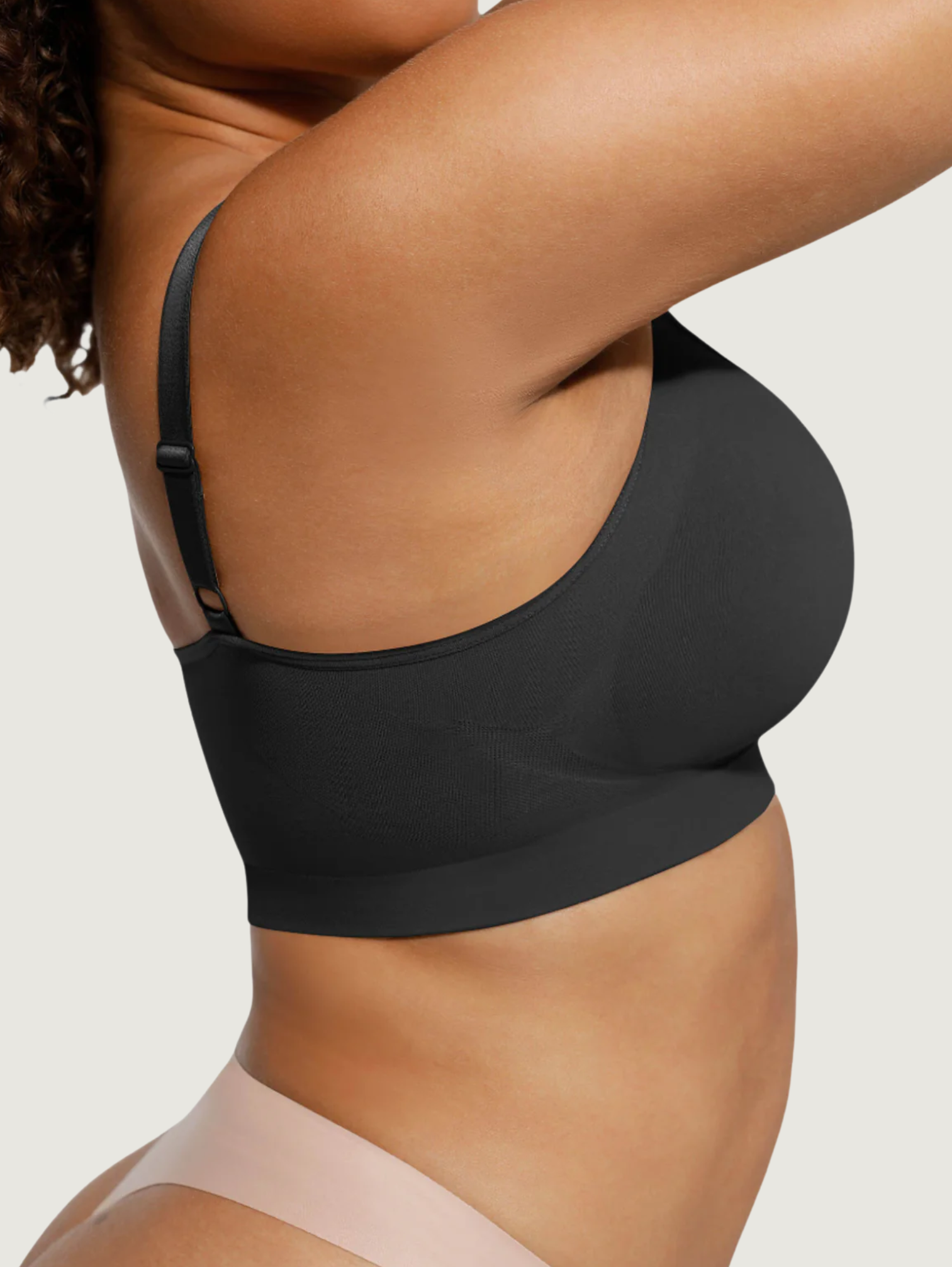SEAMLESS SUPPORTIVE BRA