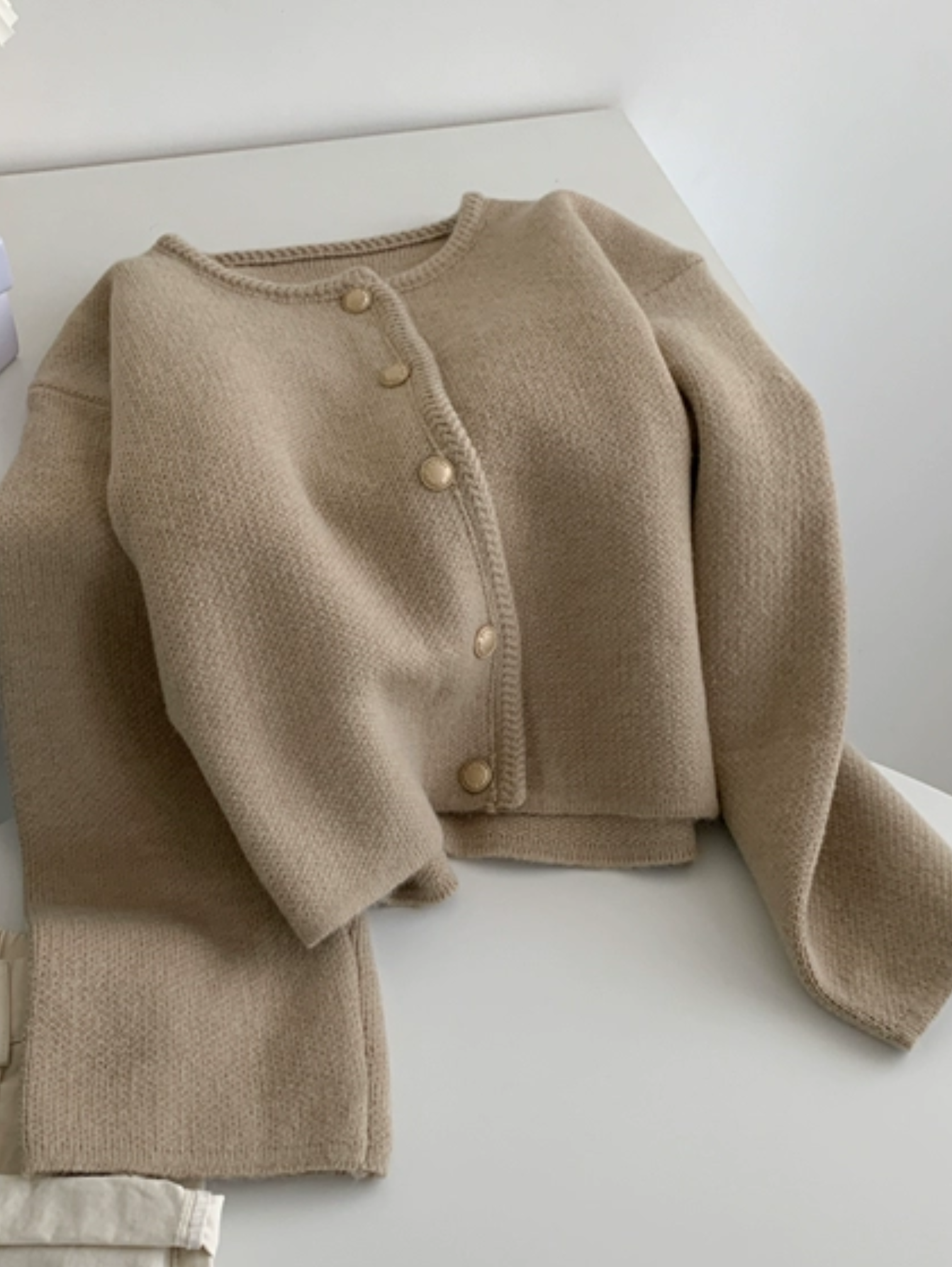 SHORT CASHMERE CARDIGAN