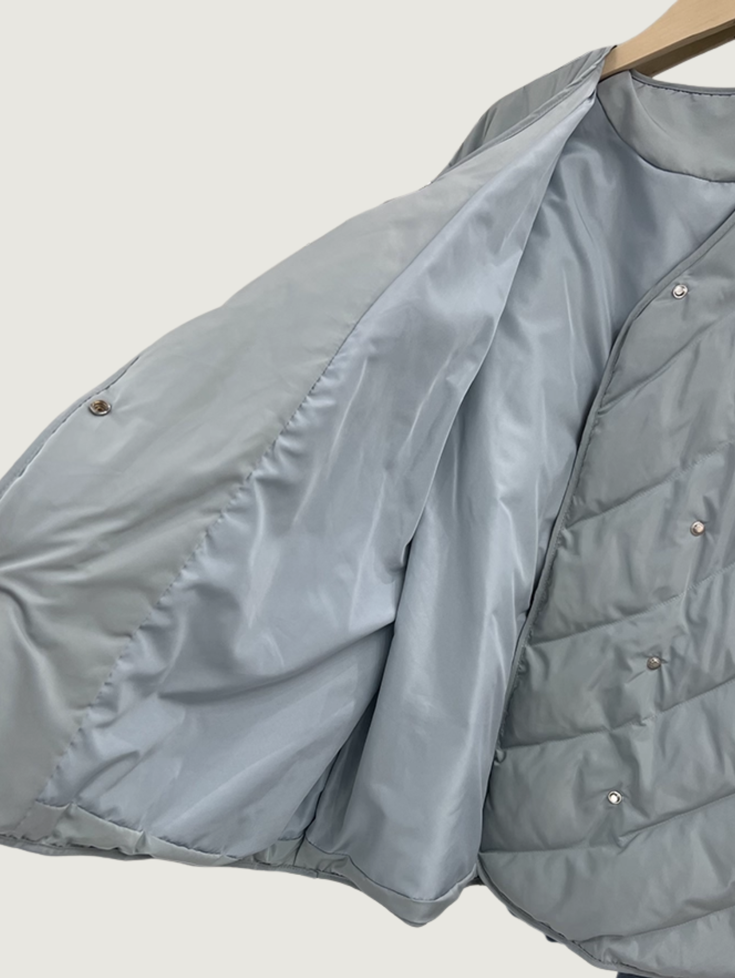 V-NECK SHORT DOWN JACKET WITH KNITTED SHAWL