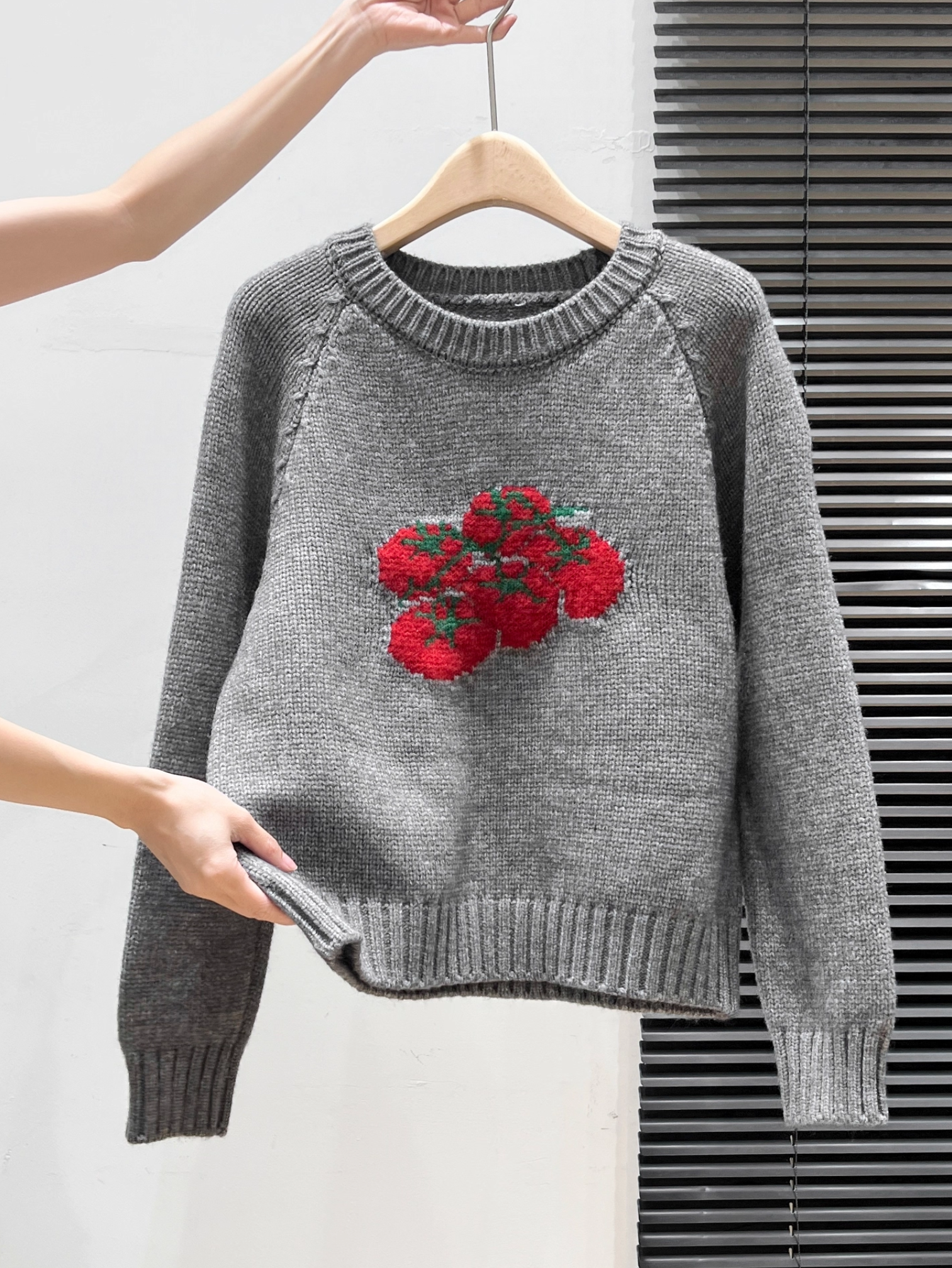 FAIR ISLE TOMATO WOOL SWEATER