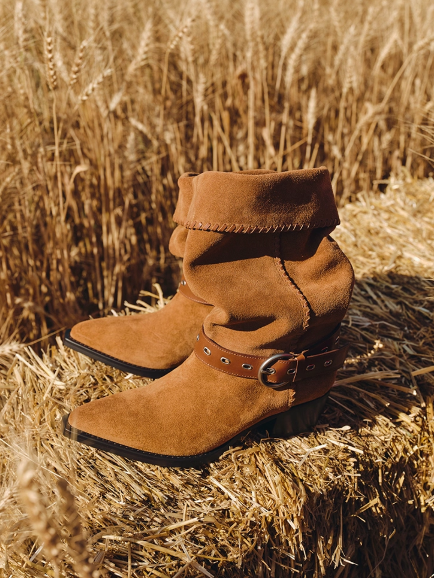 BUCKLE STACKED BOOTS