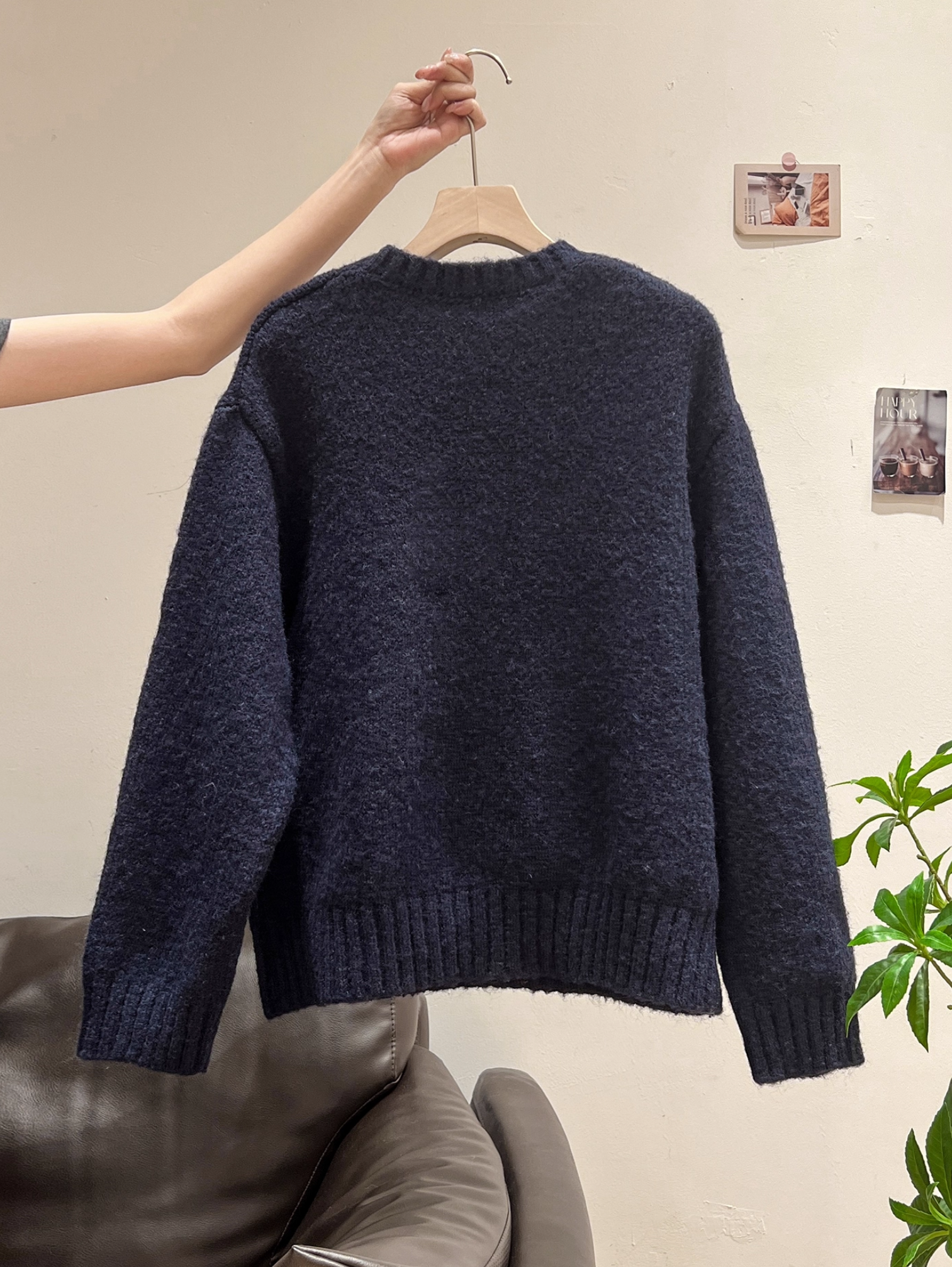 FLORAL EMBROIDERED WOOL SWEATER