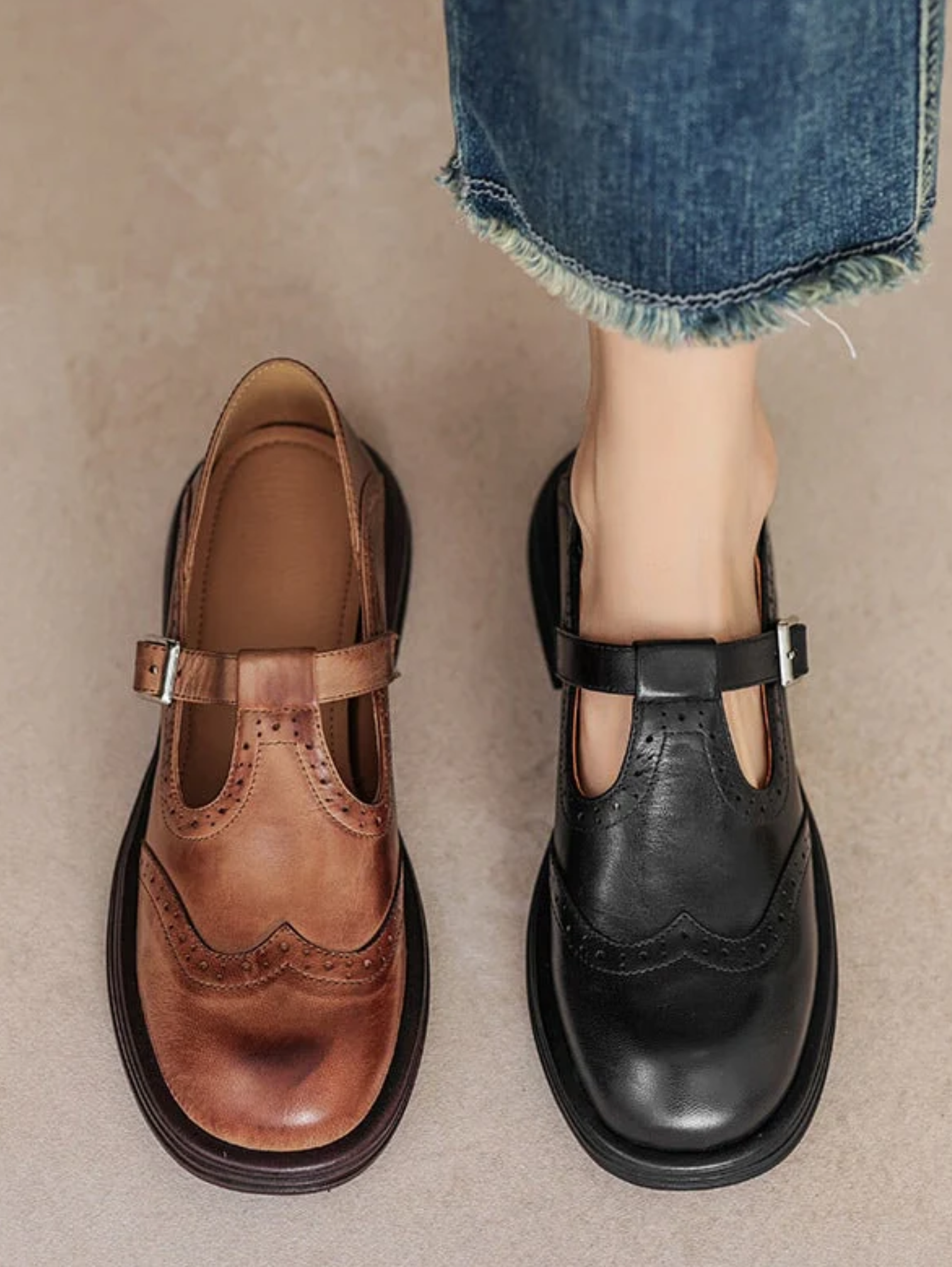 CLASSIC LEATHER LOAFERS