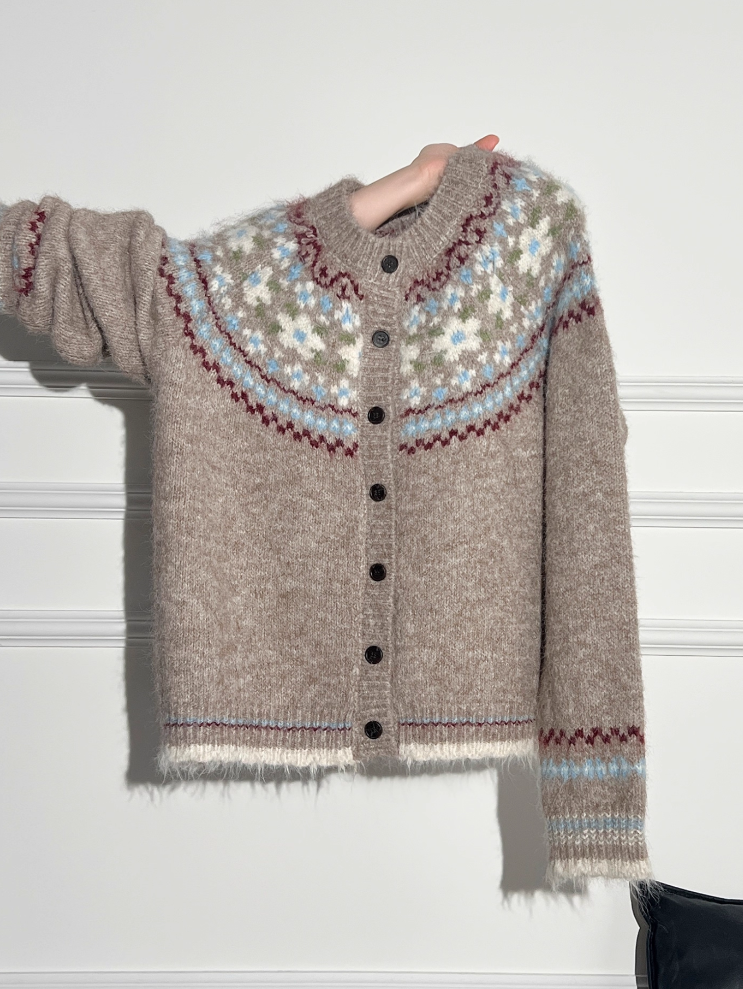 KHAKI ROUND THICK NECK KNIT CARDIGAN