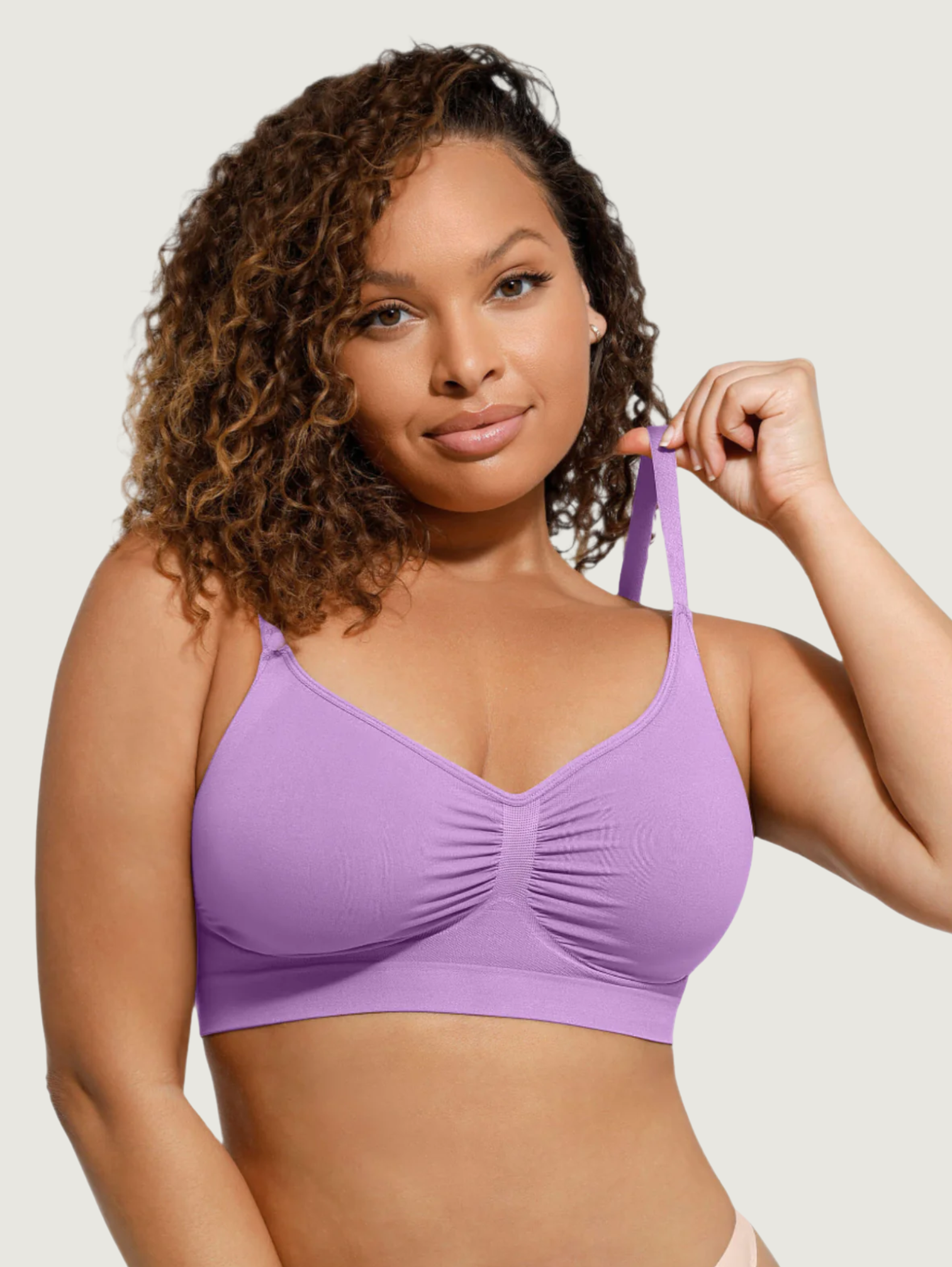 SEAMLESS SUPPORTIVE BRA