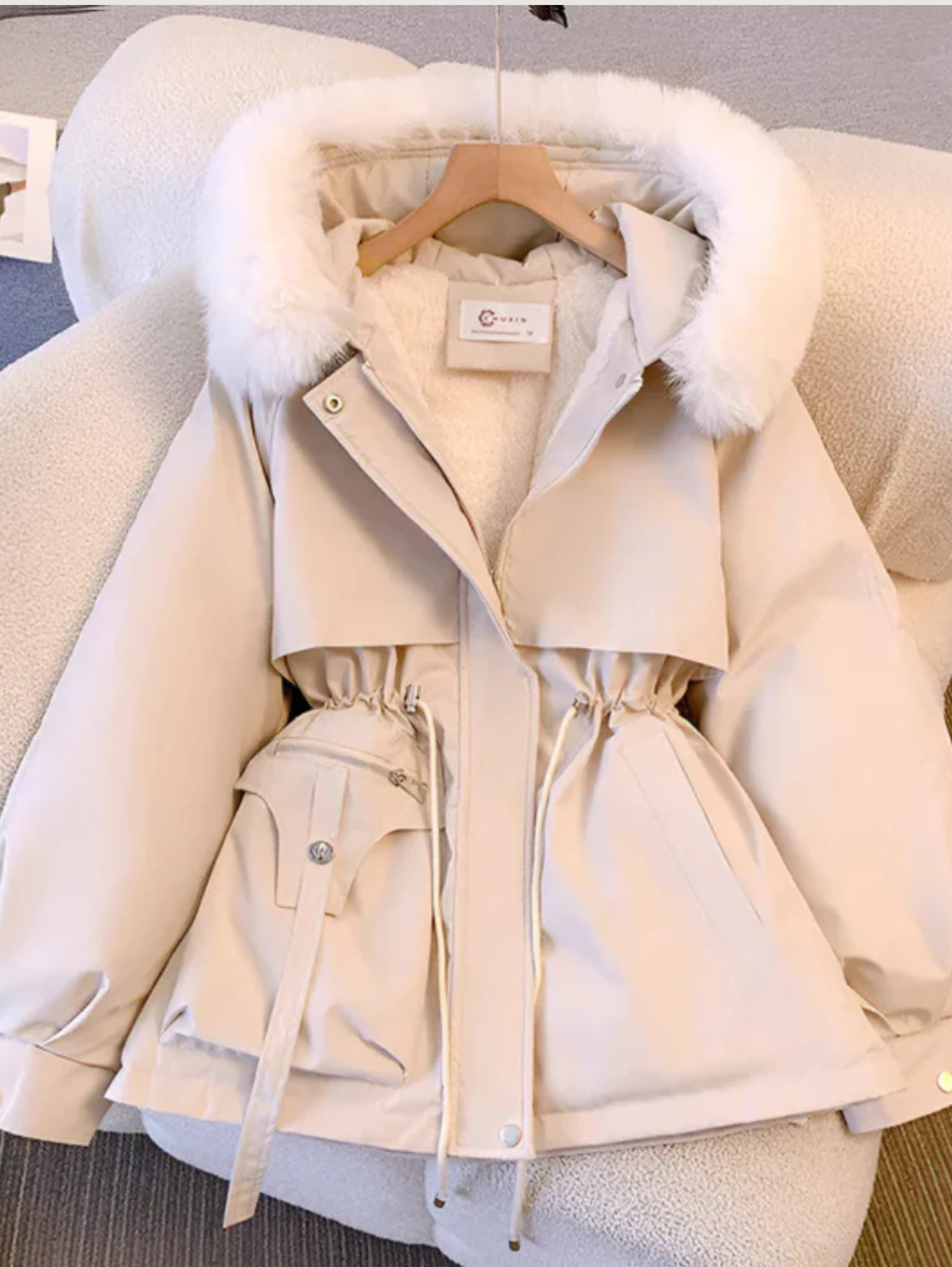 ELEGANT WINTER JACKET