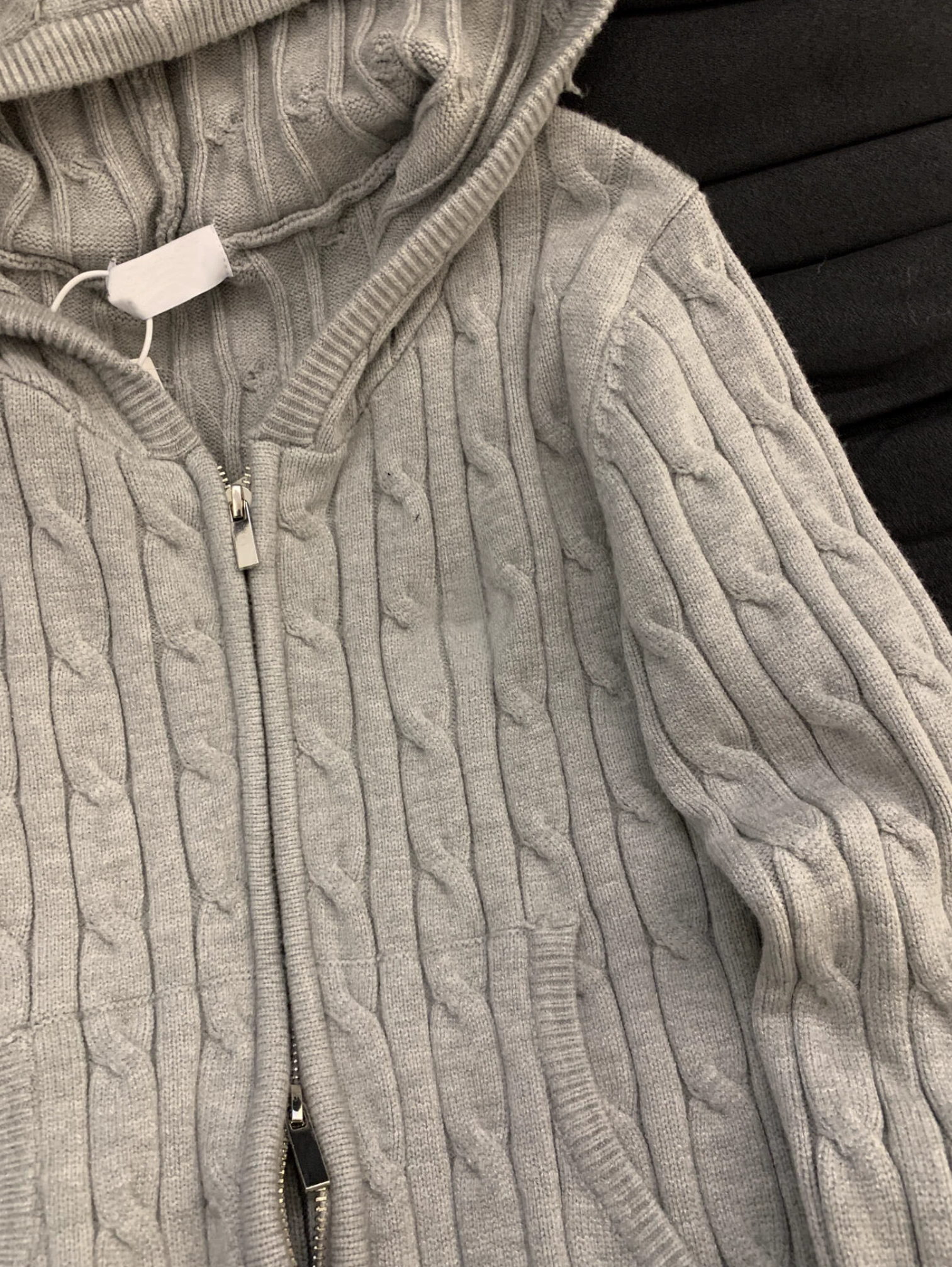 HIPHOP GRAY CABLE KNIT ZIP CARDIGAN