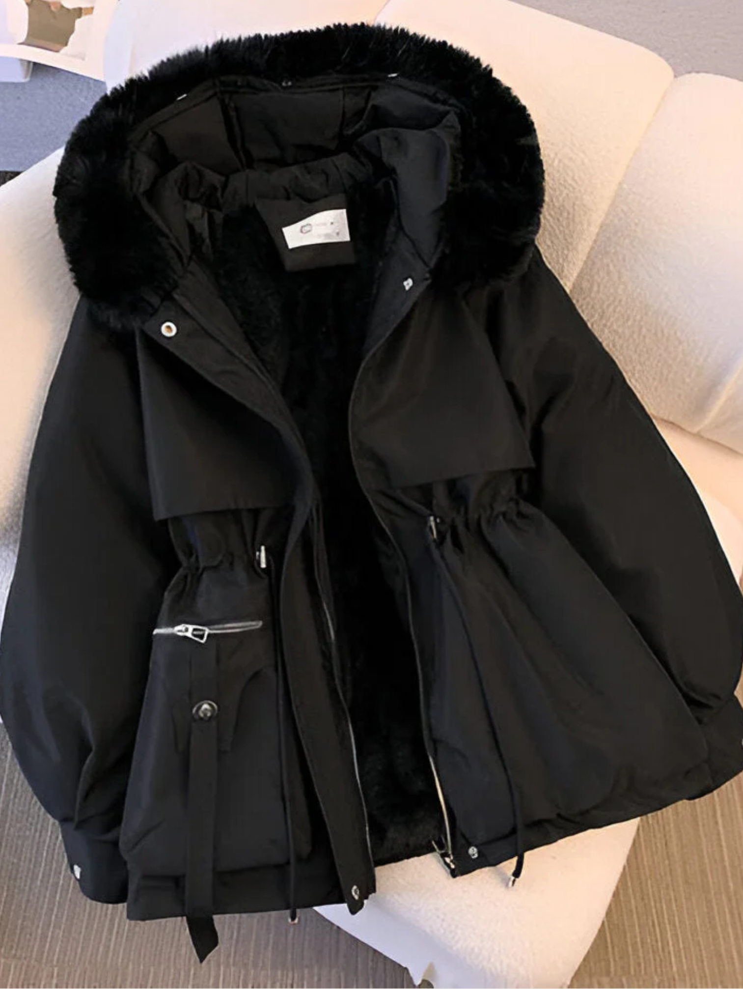 ELEGANT WINTER JACKET