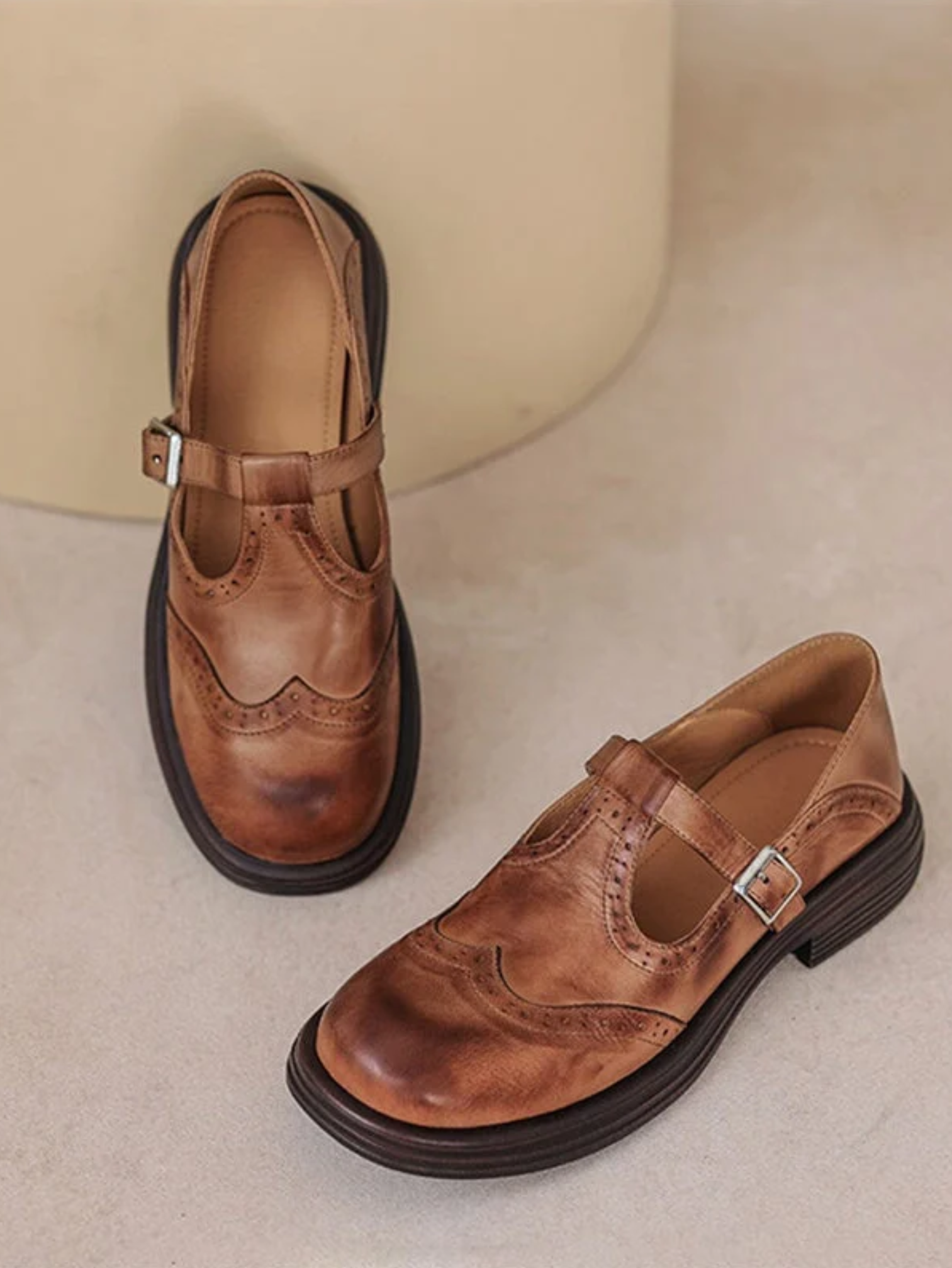 CLASSIC LEATHER LOAFERS