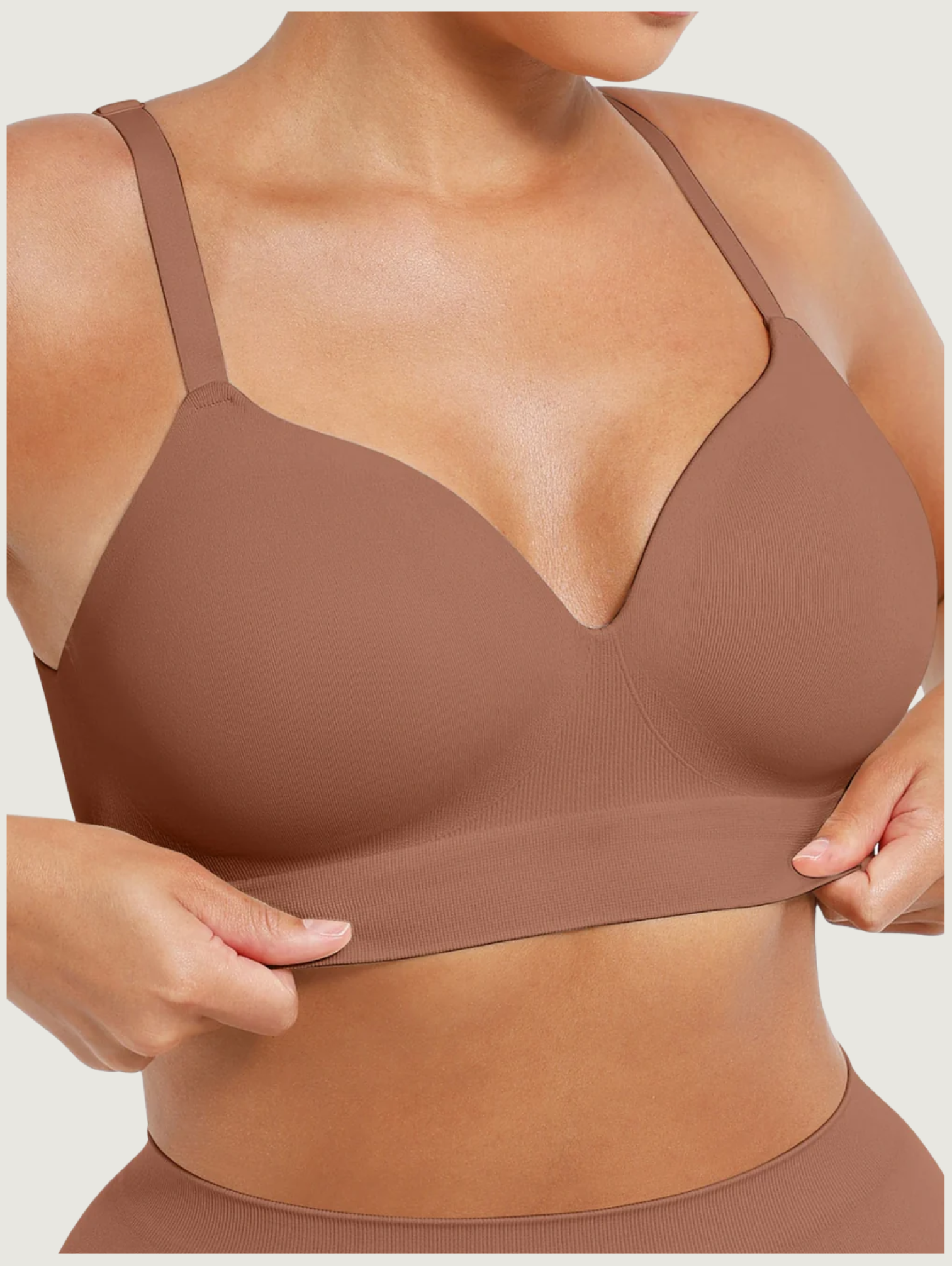 SEAMLESS WIRELESS SHAPING BRA