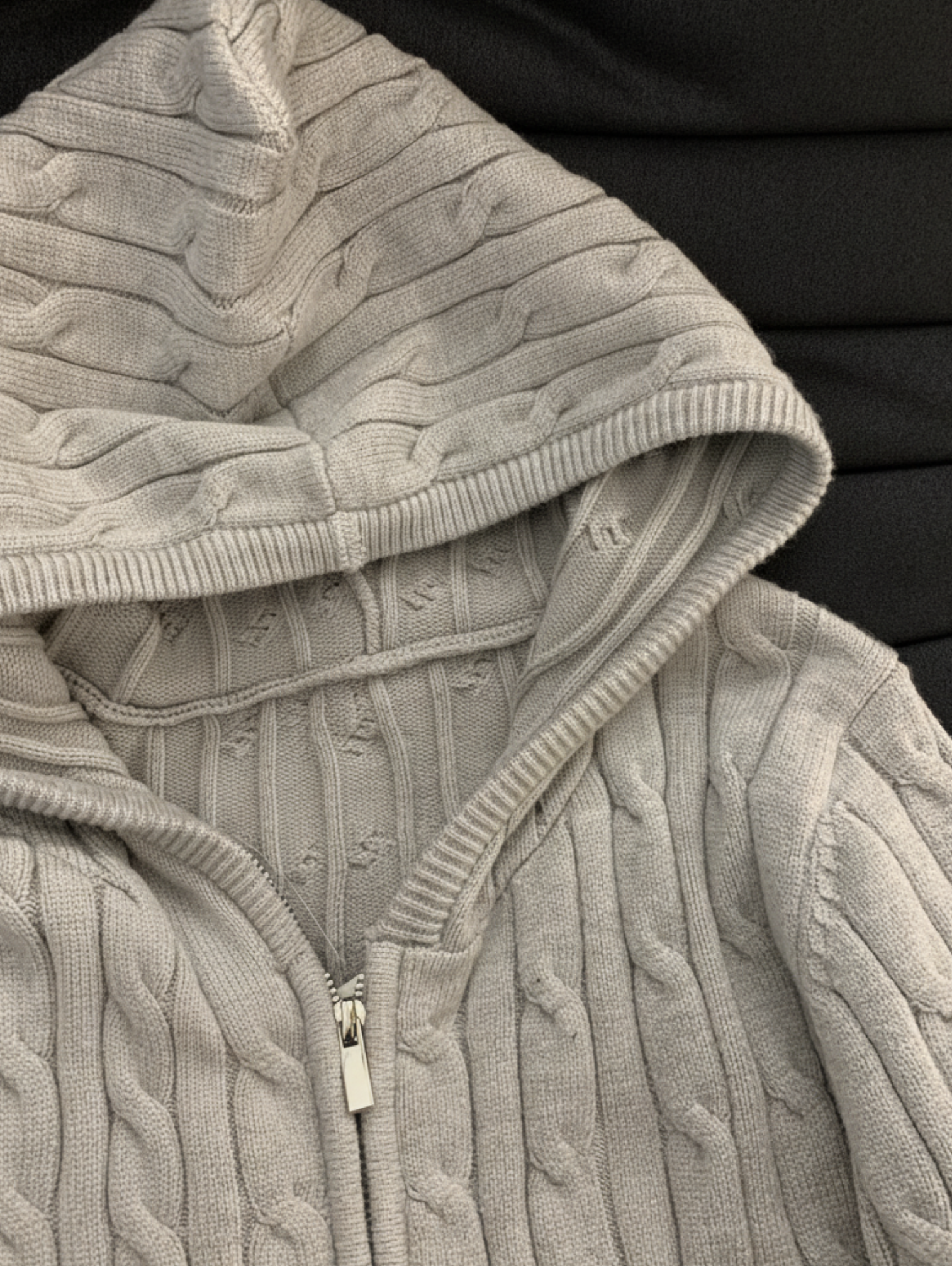 HIPHOP GRAY CABLE KNIT ZIP CARDIGAN