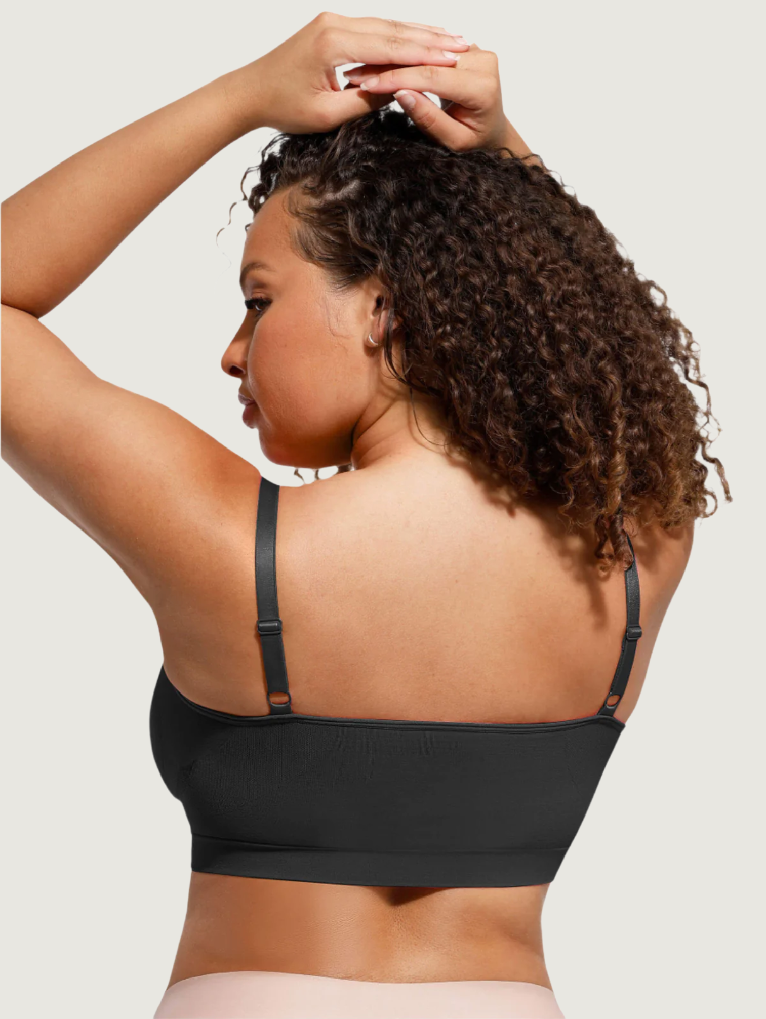SEAMLESS SUPPORTIVE BRA