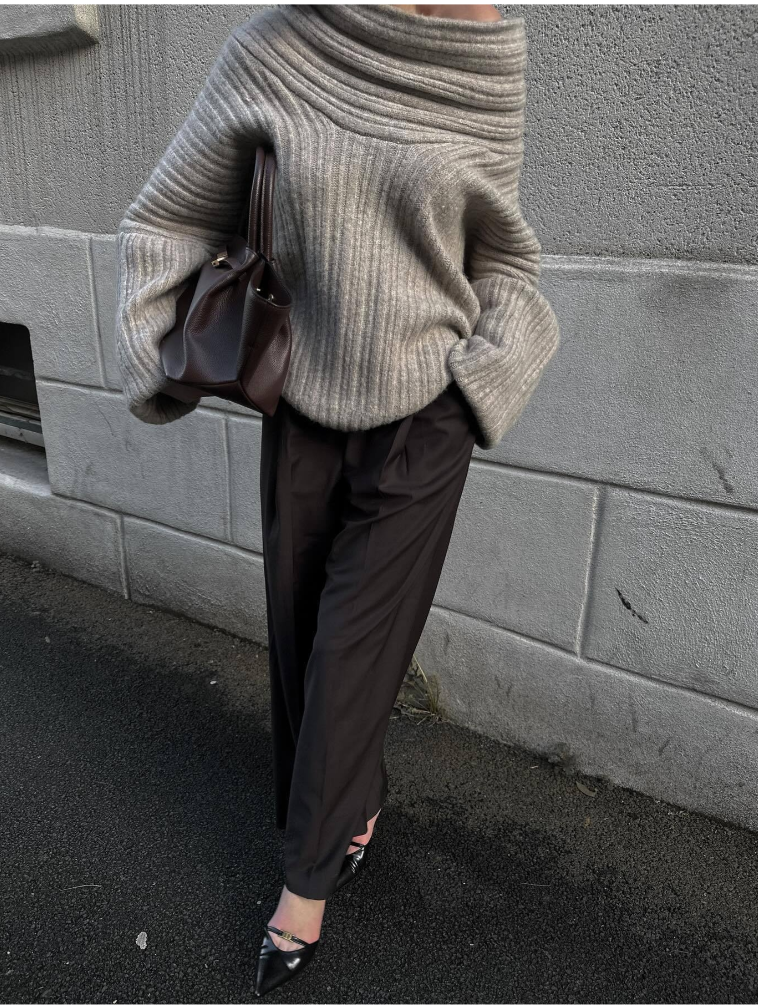 ASYMMETRIC OFF-SHOULDER KNIT PULLOVER