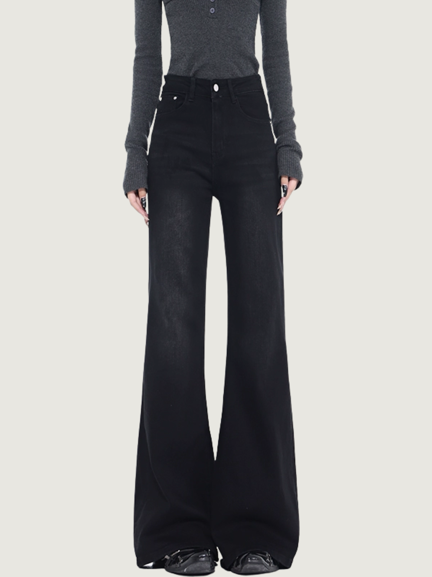 RETRO FLARED HIGH-WAIST JEANS