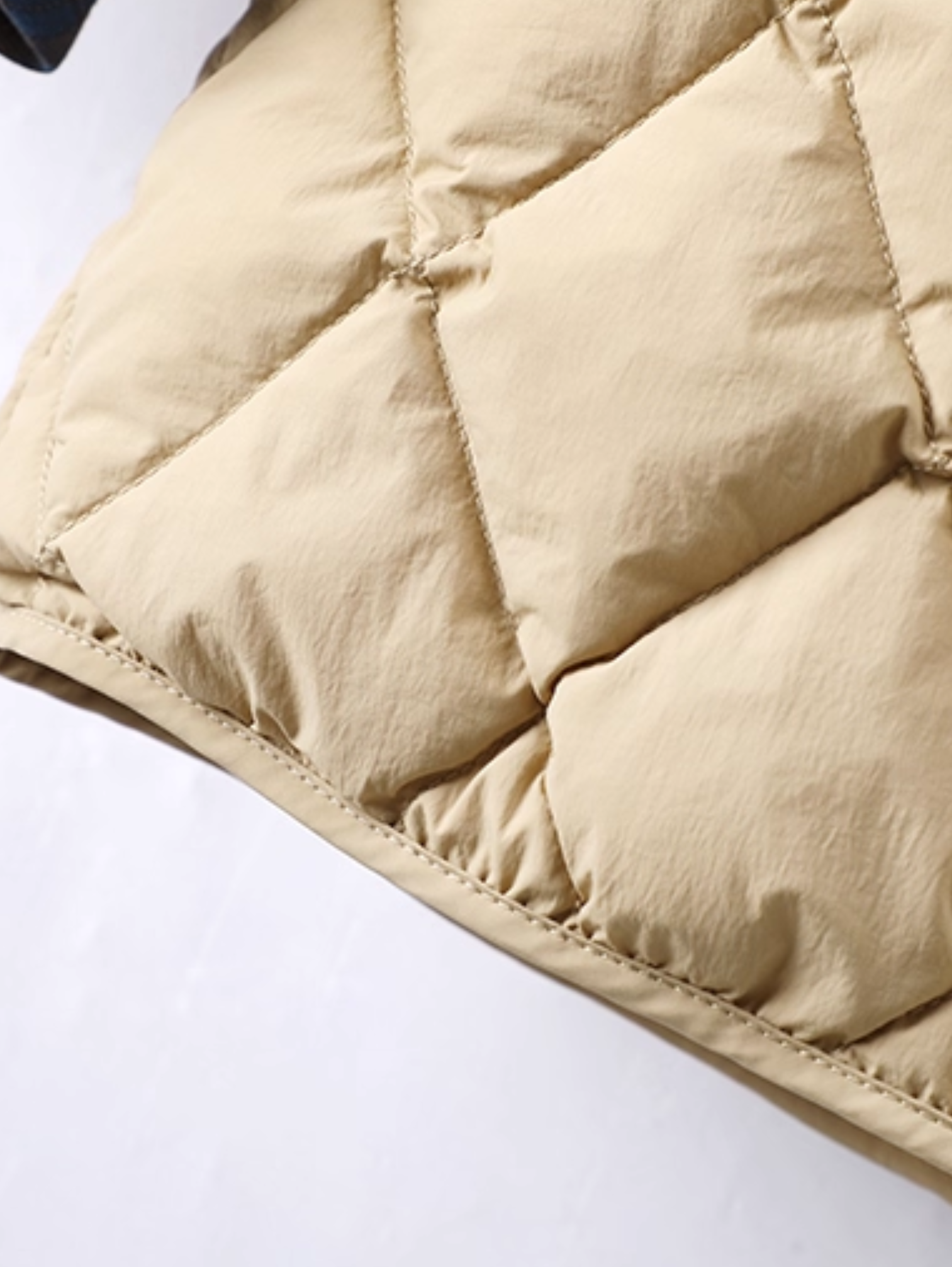 CONTRAST COLLAR MID-LENGTH QUILTED COAT